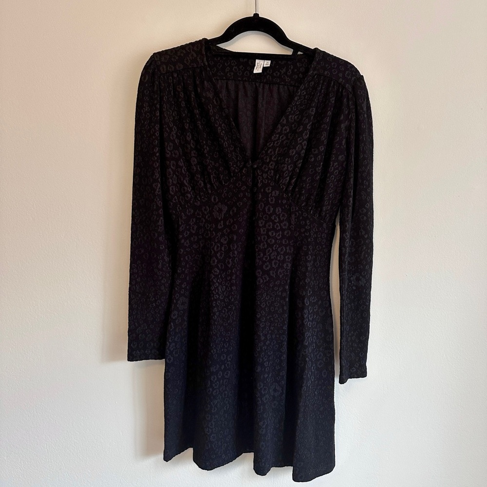 & Other Stories Long Sleeve Black Dress with Subtle Leopard Print size 8